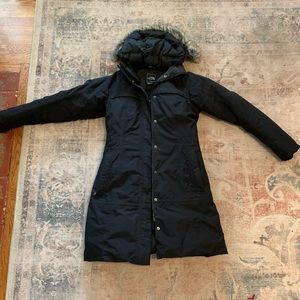 Women’s black Northface parka